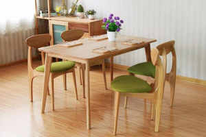 [桂林金铭装饰]实木餐桌保养技巧有哪些？