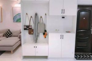 [巴中房家宝装饰]入户鞋柜该怎么设计