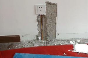 [烟台创品装饰公司]为什么装修电线要穿管埋墙？天花板怎么开槽？