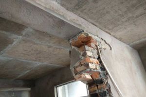 [黄冈杰作装饰公司]装修拆改的四大注意事项