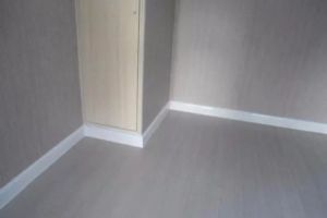 [厦门百家安装饰]千万别小看踢脚线，装的不对可能毁掉一个家！