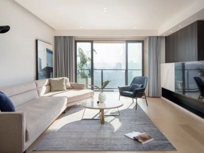 保利天汇133平米现代三居装修案例