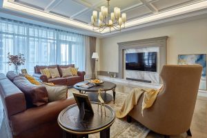 [贵阳精釜装饰公司]装修选择吊顶好不好