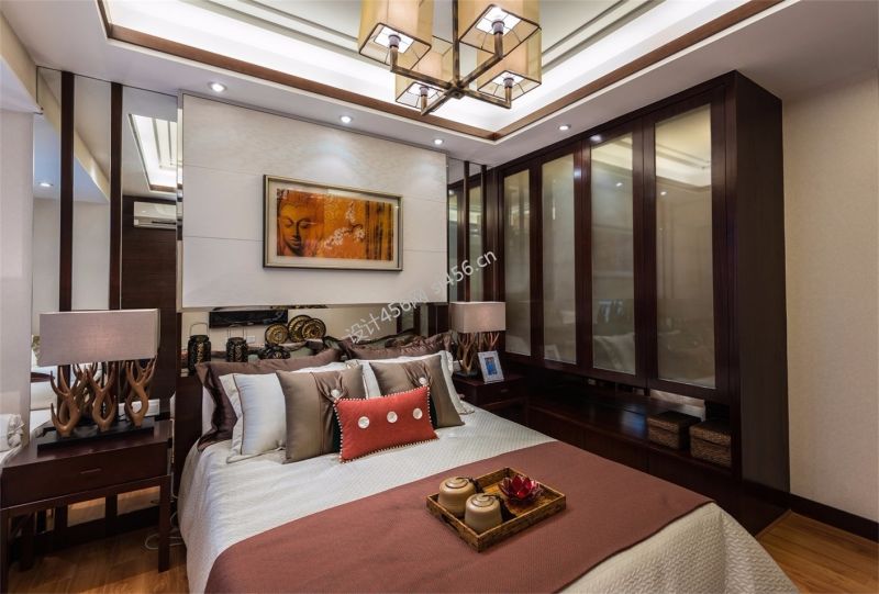 107平米新中式风格三室两厅卧室衣柜装修效果图