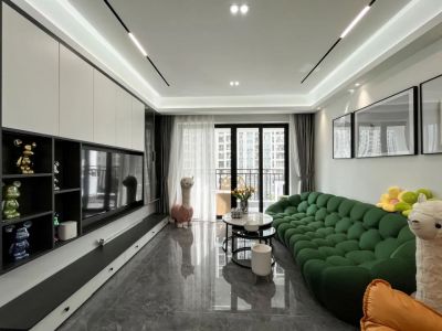 万科广场110平米现代三房装修案例